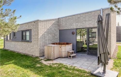 Awesome Home In Lembruch-dmmer See With Sauna, Wifi And Indoor Swimming Pool