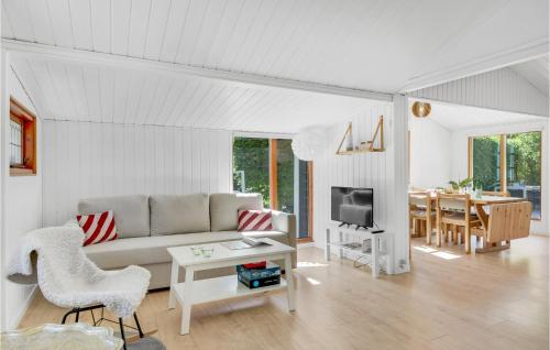  Beautiful Home In Jægerspris With Wifi in Jægerspris