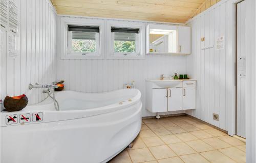 Bathroom, Holiday Home Rævebæk Sydals Ii in Sydals