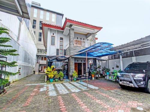 OYO 92045 Panca Putri Guest House