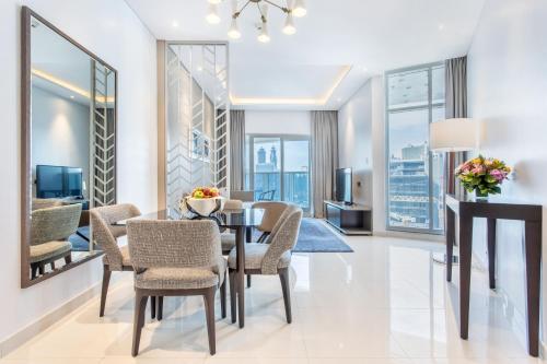 The S Holiday Homes Canal view Studio and One Bedroom Apartments, Damac Maison Prive, Dubaj (zdjęcie 7)