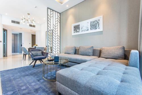 The S Holiday Homes Canal view Studio and One Bedroom Apartments, Damac Maison Prive, Dubaj (zdjęcie 8)