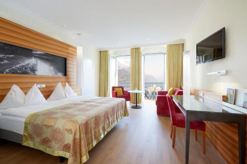 room detail thumbnail 1