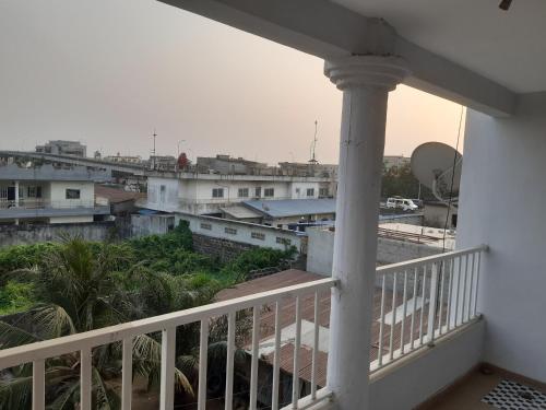 1 Fridjosse Aéroport cotonou cité Houeyiho (1 Fridjosse Aeroport cotonou cite Houeyiho) in Vodje