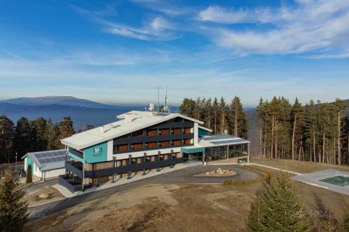 103 View Park Hotel 5