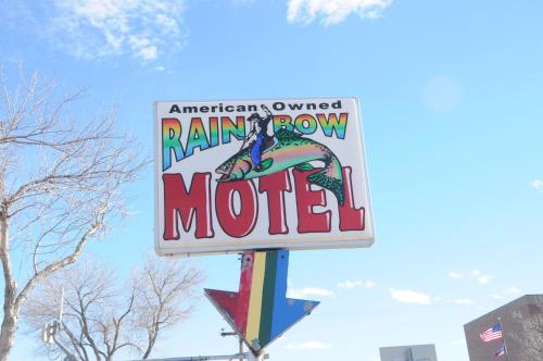 Rainbow Motel