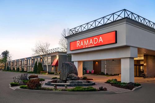 Ramada by Wyndham Cornwall - Hotel