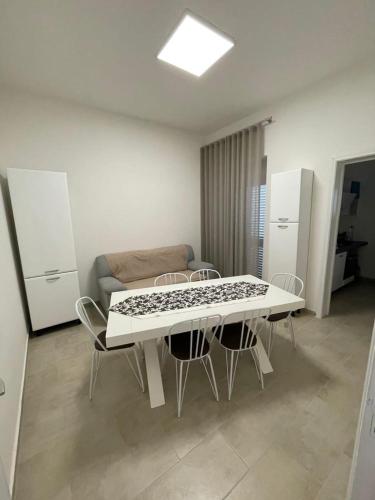  BLUE HOUSE in Sant'Isidoro