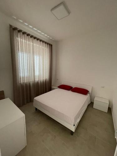  BLUE HOUSE in Sant'Isidoro