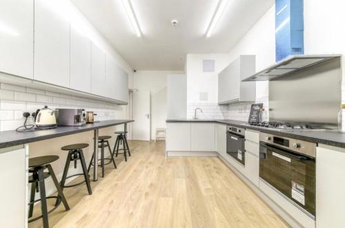 A beautiful newly renovated home: The Arlingford gîte à louer Rush Common