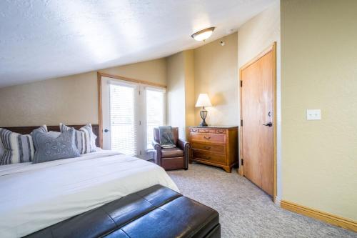 Sadržaji, Brighton Chalet Utah Entire 9 Bedroom House in Solitude (UT)