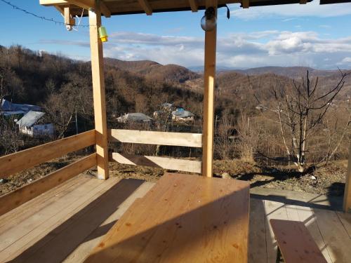 Cabanuta Fara Fite Cabanuta Fara Fite