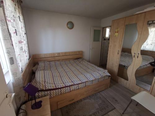 Cabanuta Fara Fite Cabanuta Fara Fite