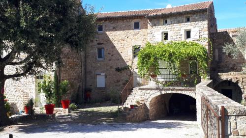 Two-Bedroom House (4 Adults)