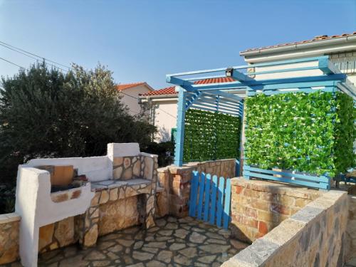 Erkély/terasz, Apartmani Omišalj (Apartmani Omisalj) in Omišalj
