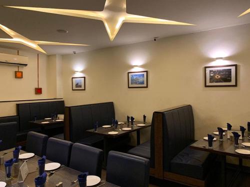 Restorāns, Hotel Kalyan's - Mansingh Inn in Jamkhambhaliya