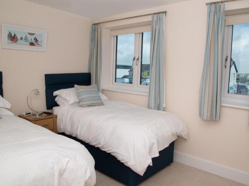 Apartment 5 Latitude 51 Westward Ho!