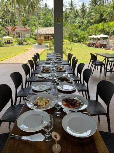 Banquet hall, Cocoland Farm Resort in Pili