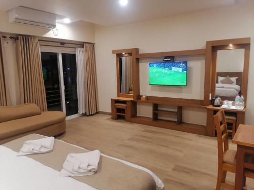 Urban Boutique Hotel Pokhara – Pokhara, FL