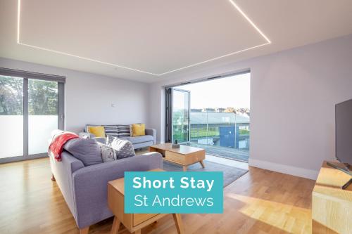 Picture of Luxury Balcony Apartment In St Andrews - Parking