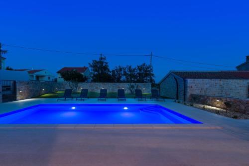 Villa Banovi with heated pool