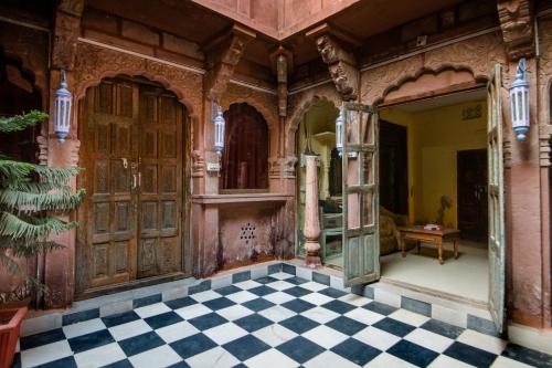 Gouri Heritage Haveli Hotel