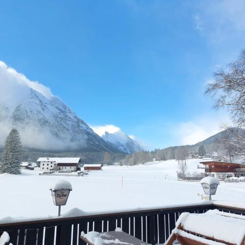 ทัศนียภาพภายนอกโรงแรม, Fewo 5 Haus am Lärchenhang (Fewo 5 Haus am Larchenhang) in ไพลค์