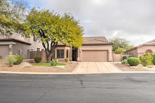Private Pool and Community Perks Mesa Home!