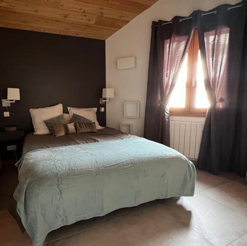 Appartement 201, Duplex avec terrasse et garage Appartement 201, Duplex avec terrasse et garage