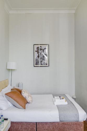 1 Lexham Gardens - image 6