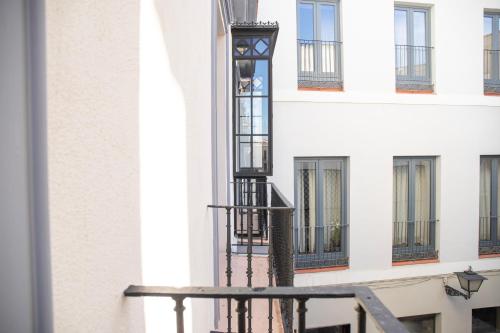 Apartment with Balcony image 6