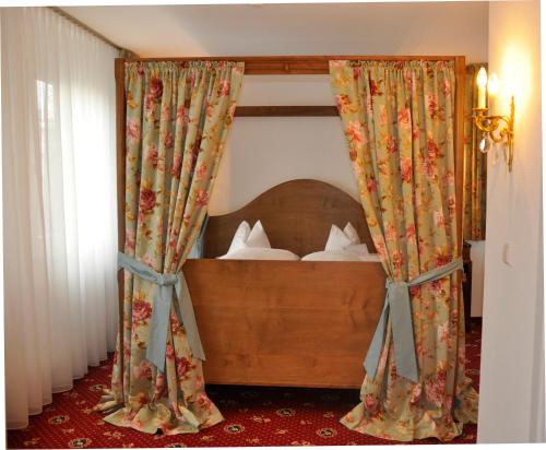 Hotel Restaurant Krehl's Linde Room Type - Triple Room