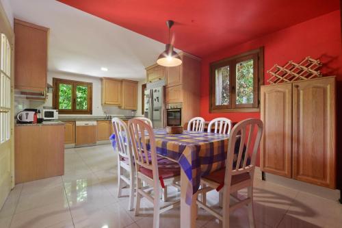 Chalet Navacerrada Piscina Privada in 納瓦塞拉達