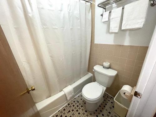2 double beds
