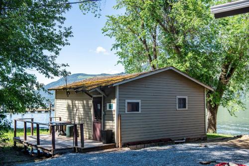 . Mara Lake RV & Beach Club
