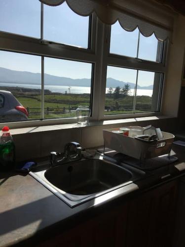 Bungalow by the sea in Eyeries
