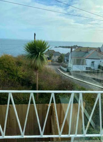 Spacious home with panoramic sea view, free parking EV & large garden, Mousehole (fotografie 7)
