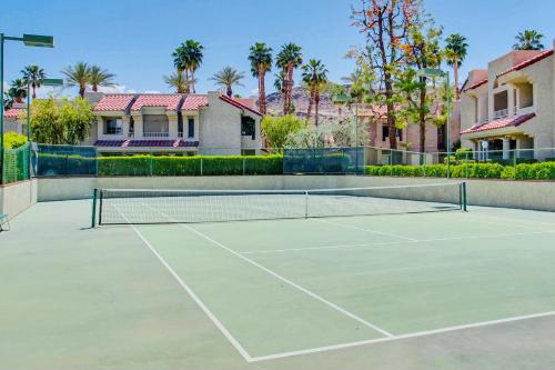 TheBrio Palm Springs - Tap to explore photos