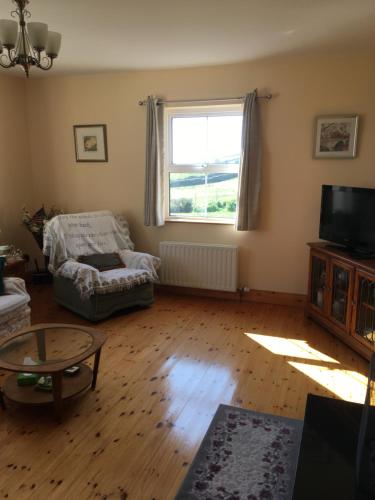 Bungalow by the sea in Eyeries