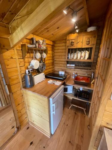 7eme ciel - Tiny House avec Grande Piscine intérieure chauffée toute l'année