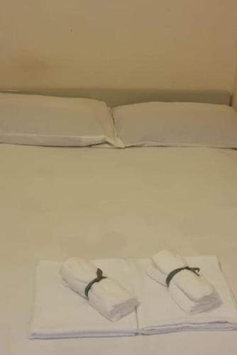 Double room for One Person in 3 beds flat