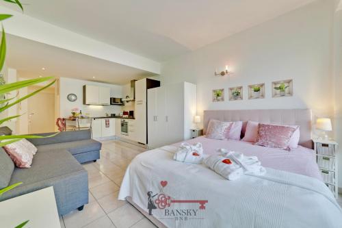'Cuore di Rose' Parking - Welcome Set, Netflix, for 4 Persons -By EasyLife Swiss in Breganzona, Schweiz