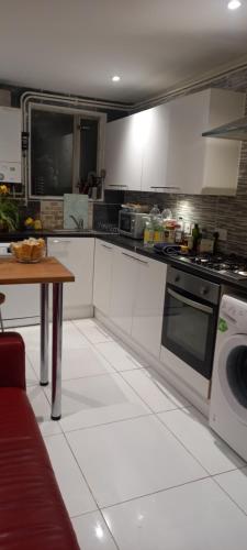 Alistair lodge in Chatham Central