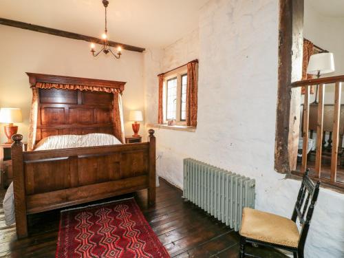 Gatehouse Croft - image 11