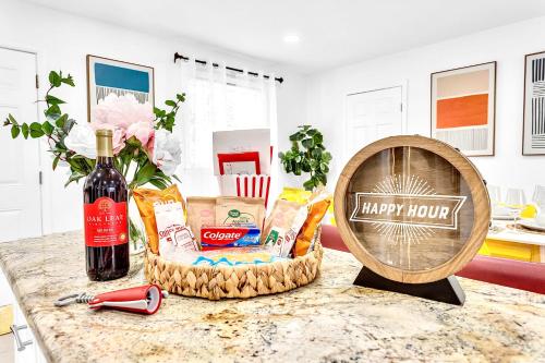 Modern & Cozy Home mins to Decatur Sq & DT Atlanta! in Decatur, USA