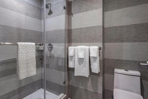 Queen Room image 1