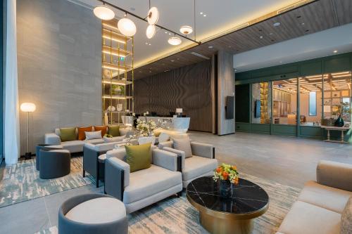 스테이브리지 스위트 방콕 수쿰윗 바이 IHG - 로비