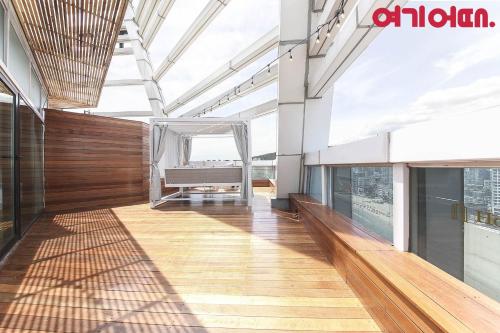 Balcony/terrace, Gwangalli Hotel Ocean View near Igidae Park