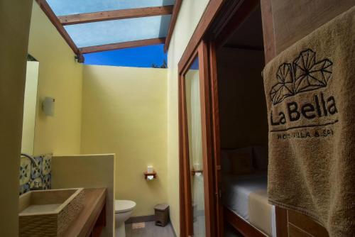 Terrace Deluxe Room - Without Private Pool image 8