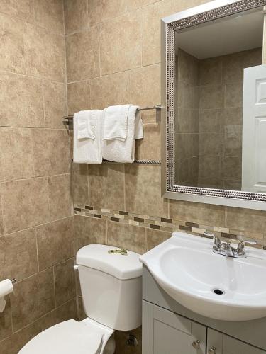 Fürdőszoba, City Center Motel - Oxnard in Oxnard (Kalifornia)